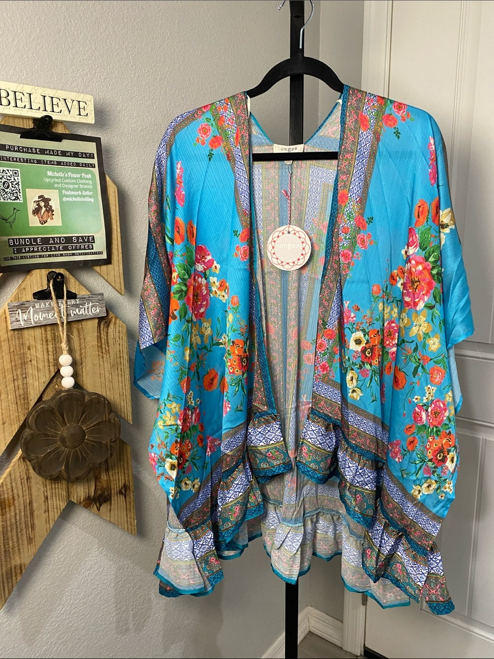 Umgee Turquoise Floral Kimono M    NWT